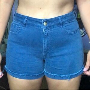 AEO hi rise shortie size 12